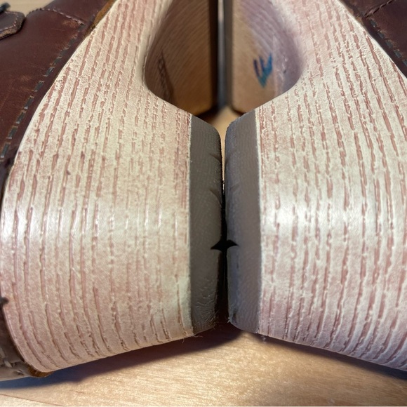 Dansko LILAH Brown Oiled Pull Up Mary Janes - Picture 8 of 12